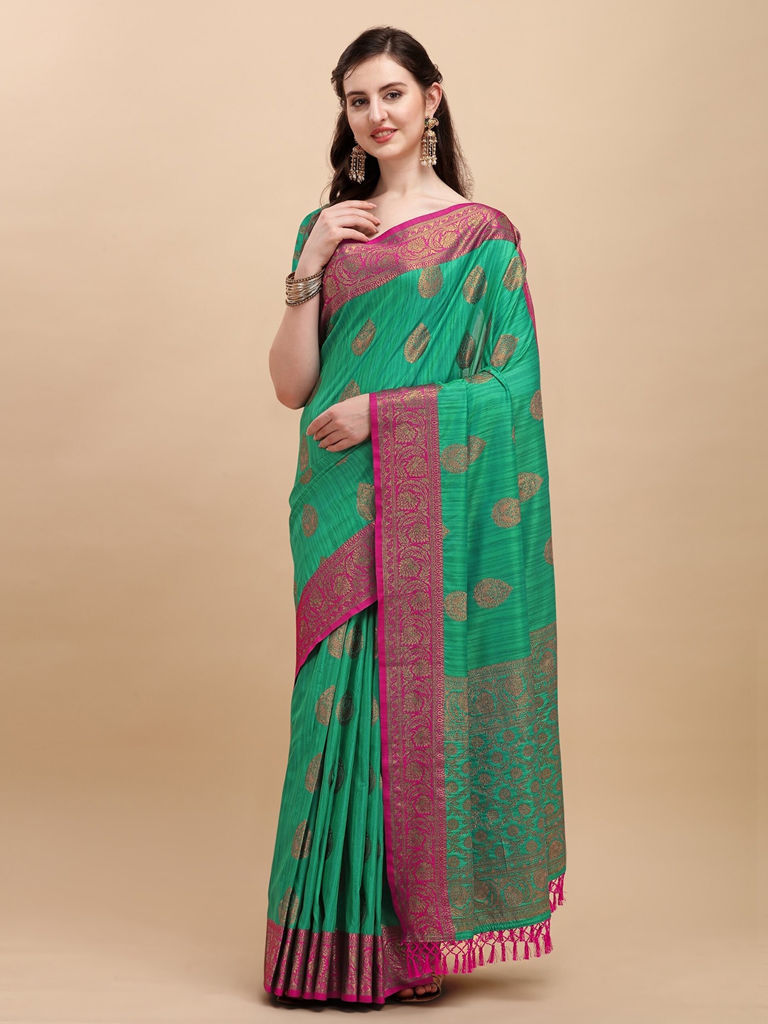 VISHNU WEAVES Ethnic Motif Zari Silk Blend Banarasi Saree With Blouse Piece, Turquoise blue
VISHNU WEAVES Ethnic Motif Zari Silk Blend Banarasi Saree With Blouse Piece, Turquoise blue