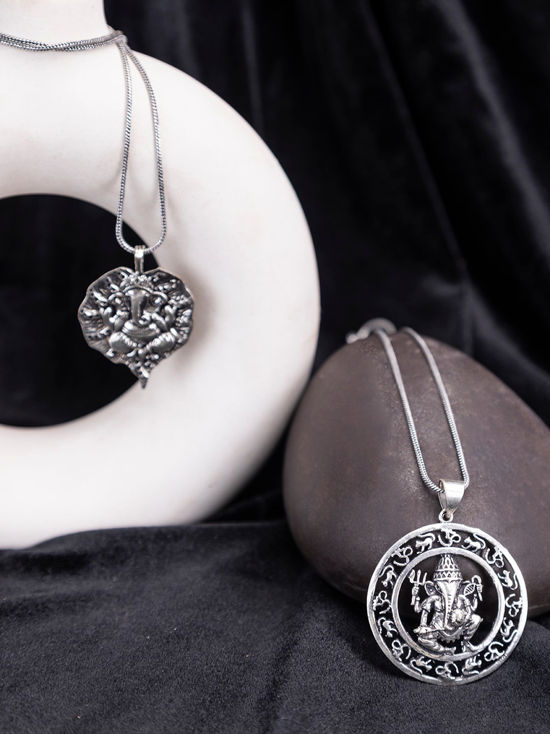 Studio One Love Set of 2 Brass-Plated Lord Ganesha Embedded Oxidised Pendants with Chain, Silver
Studio One Love Set of 2 Brass-Plated Lord Ganesha Embedded Oxidised Pendants with Chain, Silver