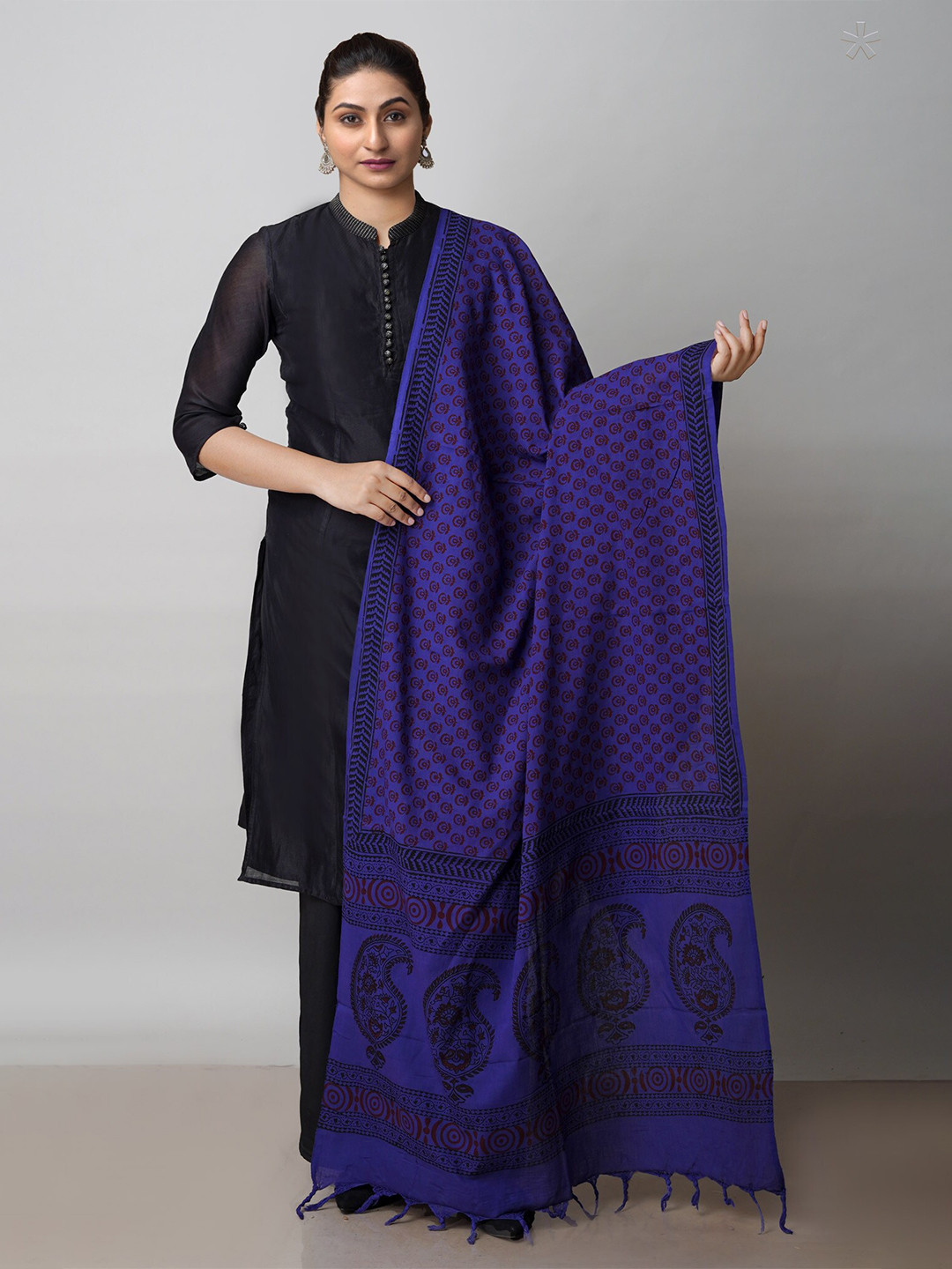 Unnati Silks Ethnic Motifs Printed Dupatta, Blue 
Unnati Silks Ethnic Motifs Printed Dupatta, Blue