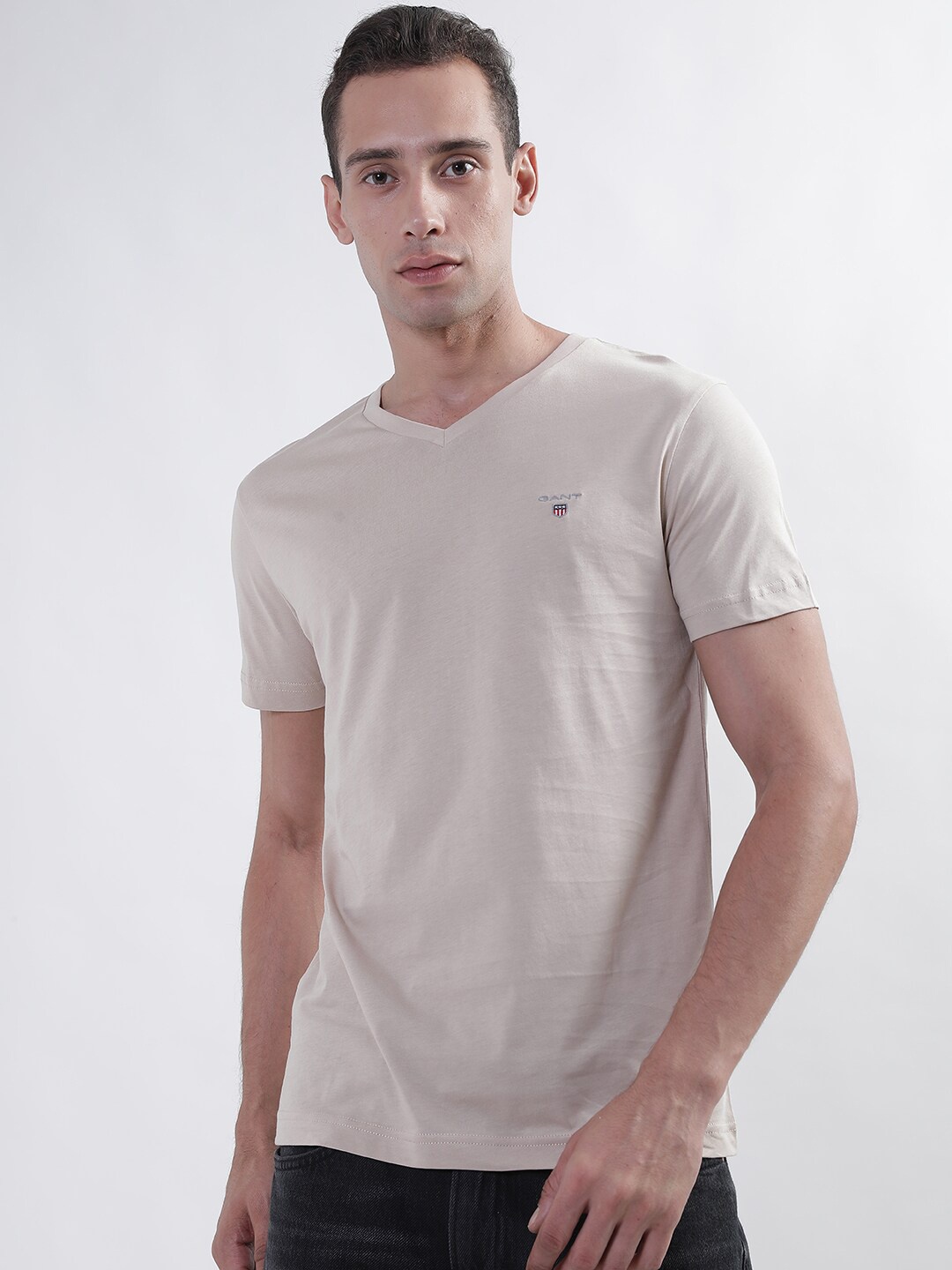 GANT Men V-Neck Pure Cotton T-shirt, Beige