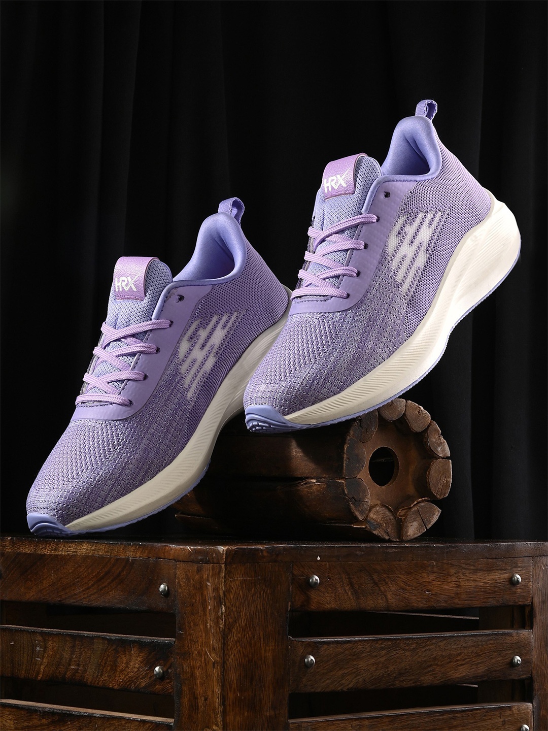 HRX by Hrithik Roshan Women Lavender & White Flyknit Mesh Non-Marking Running Shoes
HRX by Hrithik Roshan Women Lavender & White Flyknit Mesh Non-Marking Running Shoes