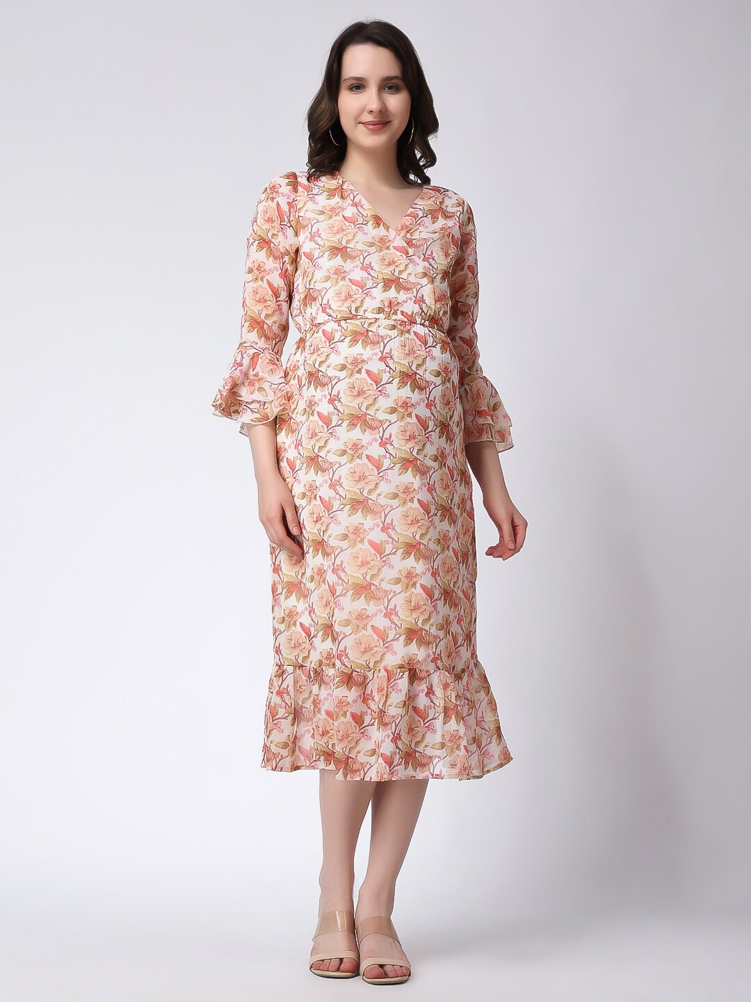 Moms Maternity Floral Printed V-Neck Bell Sleeves Maternity Fit & Flare Midi Dress, Off white
Moms Maternity Floral Printed V-Neck Bell Sleeves Maternity Fit & Flare Midi Dress, Off white