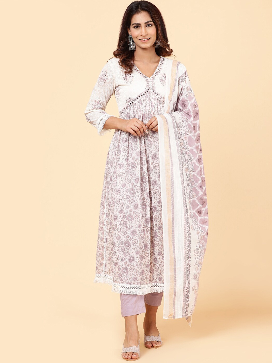 Meena Bazaar Ethnic Motifs Printed Mirror Work Empire Kurta With Trousers & Dupatta, Purple
Meena Bazaar Ethnic Motifs Printed Mirror Work Empire Kurta With Trousers & Dupatta, Purple