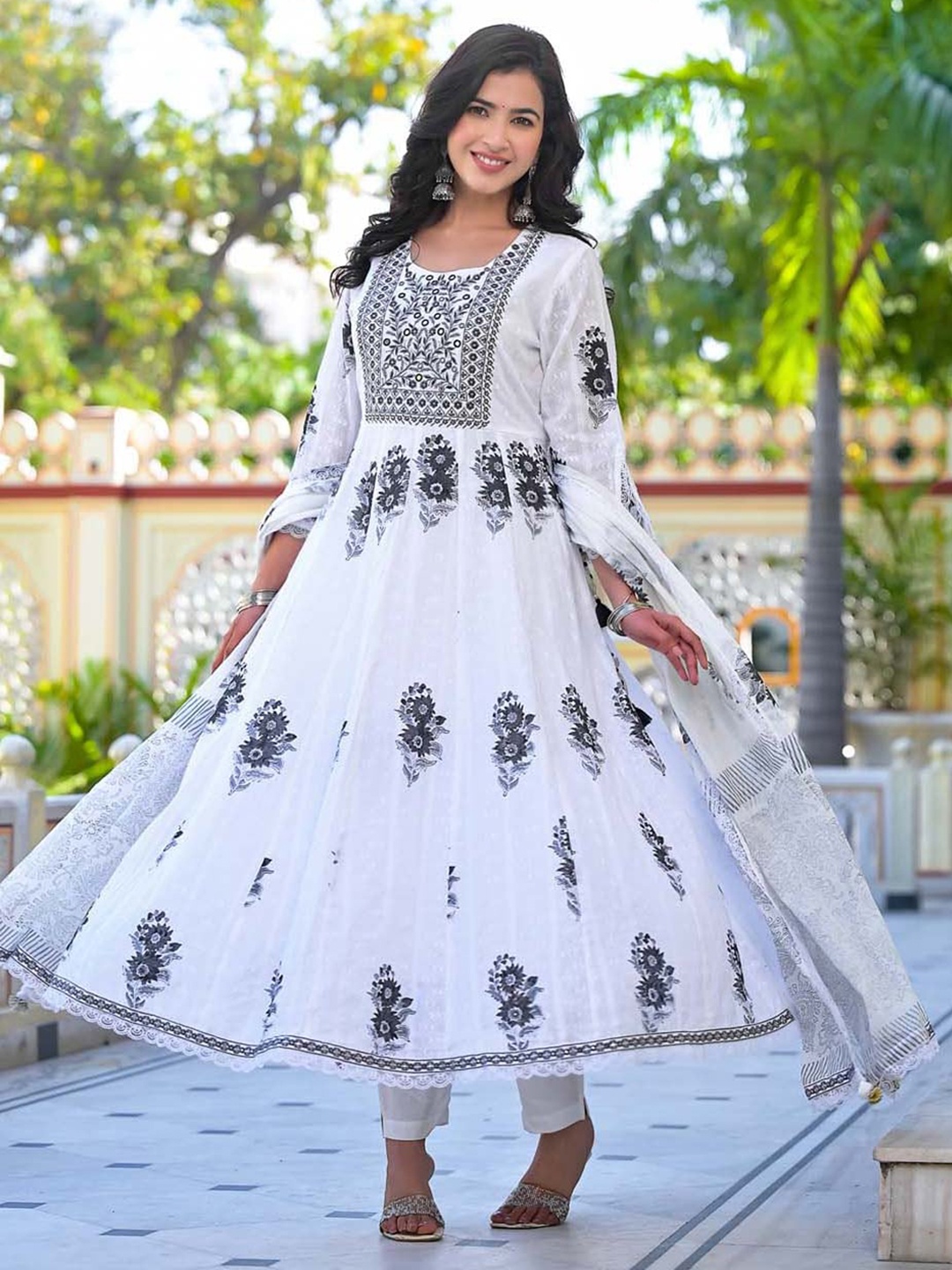 Meena Bazaar Floral Printed Anarkali Mirror Work Kurta With Trousers & Dupatta, White
Meena Bazaar Floral Printed Anarkali Mirror Work Kurta With Trousers & Dupatta, White