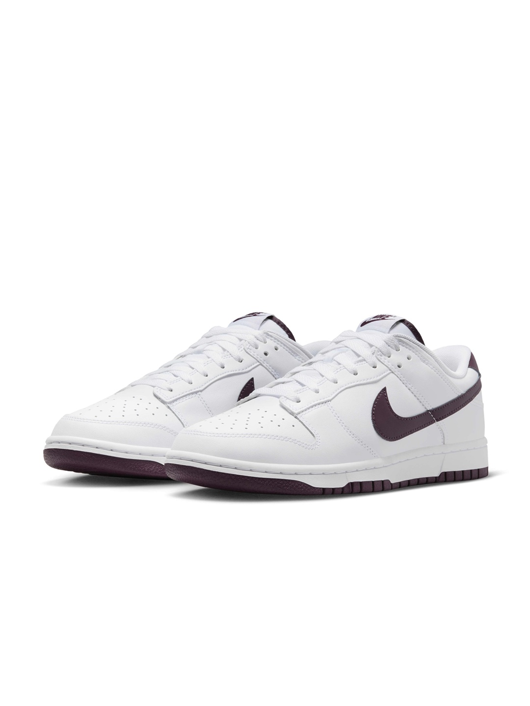 Nike Men Dunk Low Retro Sneakers, White