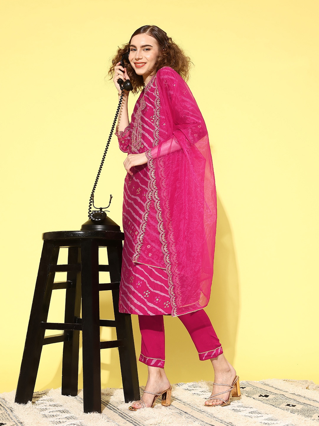 Sangria Women Leheriya Printed Regular Thread Work Kurta with Trousers & With Dupatta, Magenta
Sangria Women Leheriya Printed Regular Thread Work Kurta with Trousers & With Dupatta, Magenta