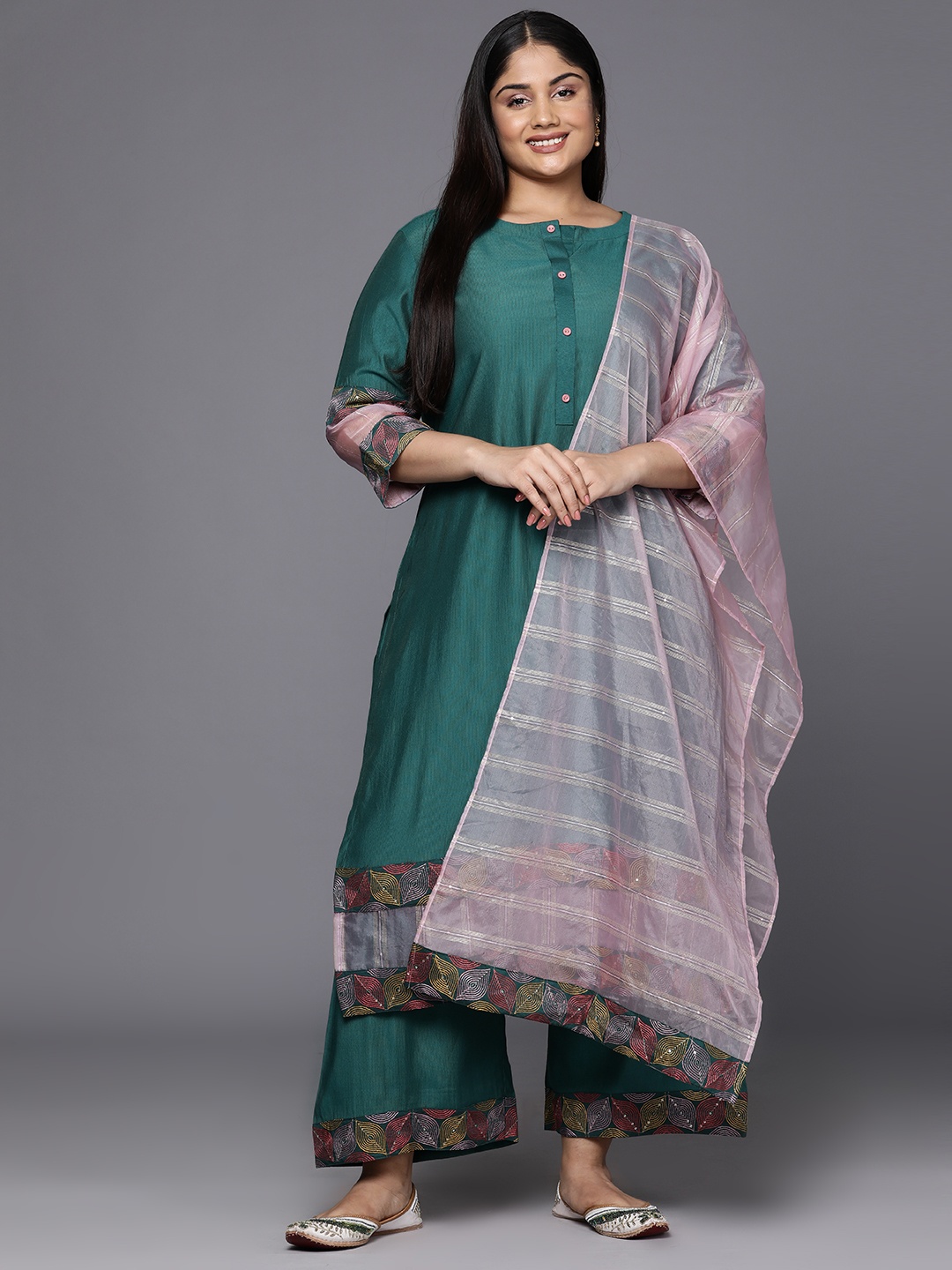 Indo Era Plus Size Floral Embroidered Regular Thread Work Kurta with Palazzos & Dupatta, Teal
Indo Era Plus Size Floral Embroidered Regular Thread Work Kurta with Palazzos & Dupatta, Teal