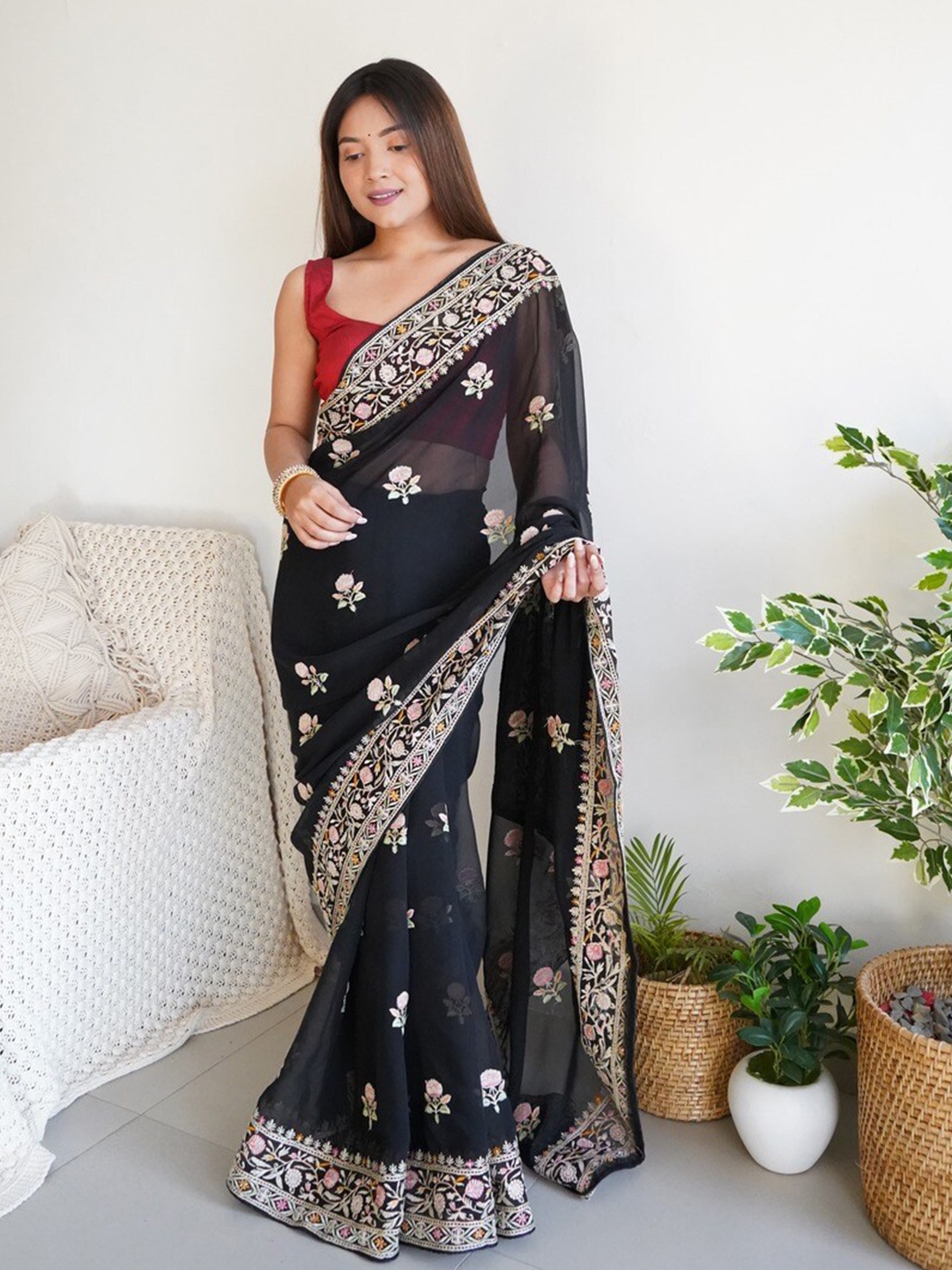 Atulyam Tex World Floral Embroidered Pure Georgette Saree, Black