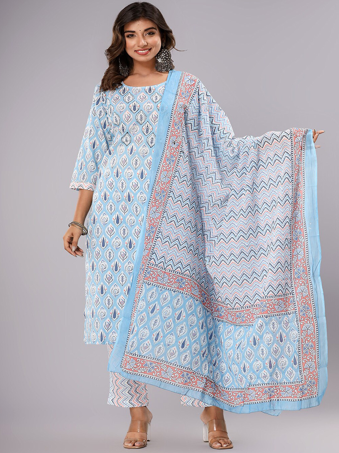 gvs shoppe Ethnic Motifs Printed Pure Cotton Kurta With Trousers & Dupatta, Blue
gvs shoppe Ethnic Motifs Printed Pure Cotton Kurta With Trousers & Dupatta, Blue