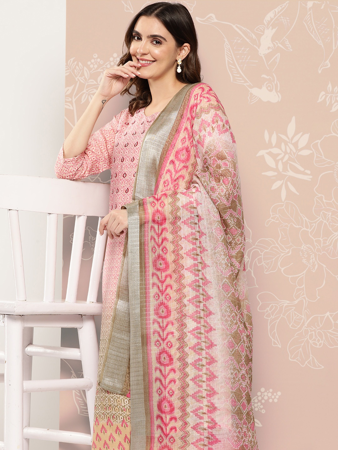 ZOLA Women Ethnic Motifs Printed Regular Chanderi Silk Kurta with Trousers & With Dupatta, Pink
ZOLA Women Ethnic Motifs Printed Regular Chanderi Silk Kurta with Trousers & With Dupatta, Pink