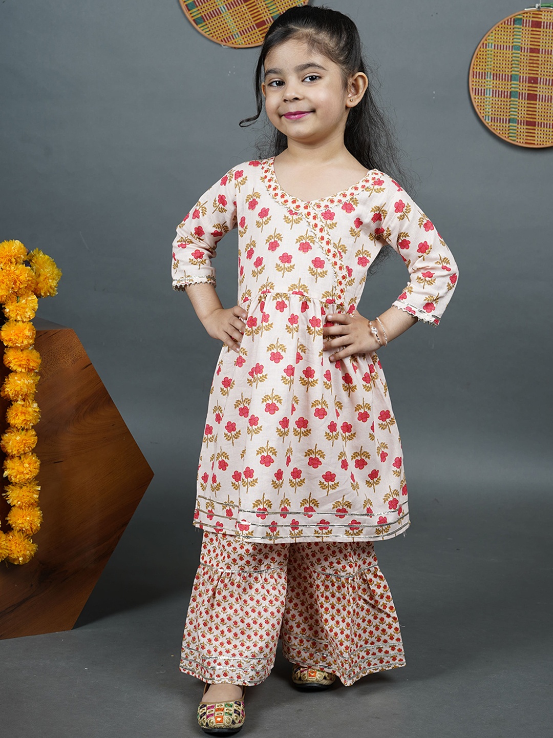 Maaikid Girls Floral Printed Gotta Patti Regular Pure Cotton Kurta With Sharara, White
Maaikid Girls Floral Printed Gotta Patti Regular Pure Cotton Kurta With Sharara, White