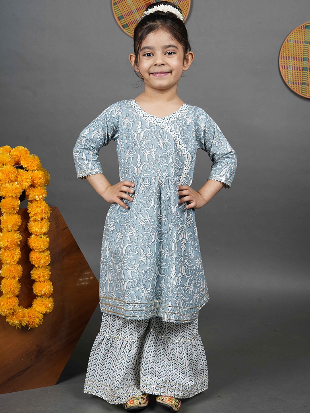 Maaikid Girls Floral Printed Angrakha Gotta Patti Pure Cotton Kurta With Sharara, Grey
Maaikid Girls Floral Printed Angrakha Gotta Patti Pure Cotton Kurta With Sharara, Grey