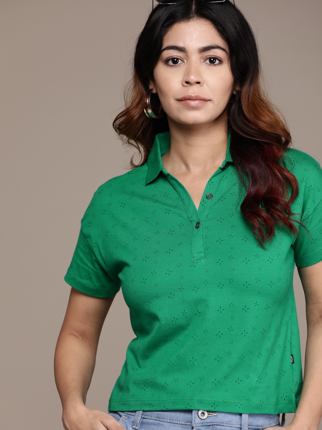 The Roadster Lifestyle Co. Printed Polo Collar Drop-Shoulder Sleeves Pure Cotton T-shirt, Green
The Roadster Lifestyle Co. Printed Polo Collar Drop-Shoulder Sleeves Pure Cotton T-shirt, Green