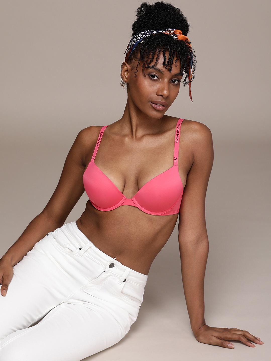 Calvin Klein Underwear Medium Coverage Underwired Heavily Plunge Bra QF72529T4, Pink
Calvin Klein Underwear Medium Coverage Underwired Heavily Plunge Bra QF72529T4, Pink