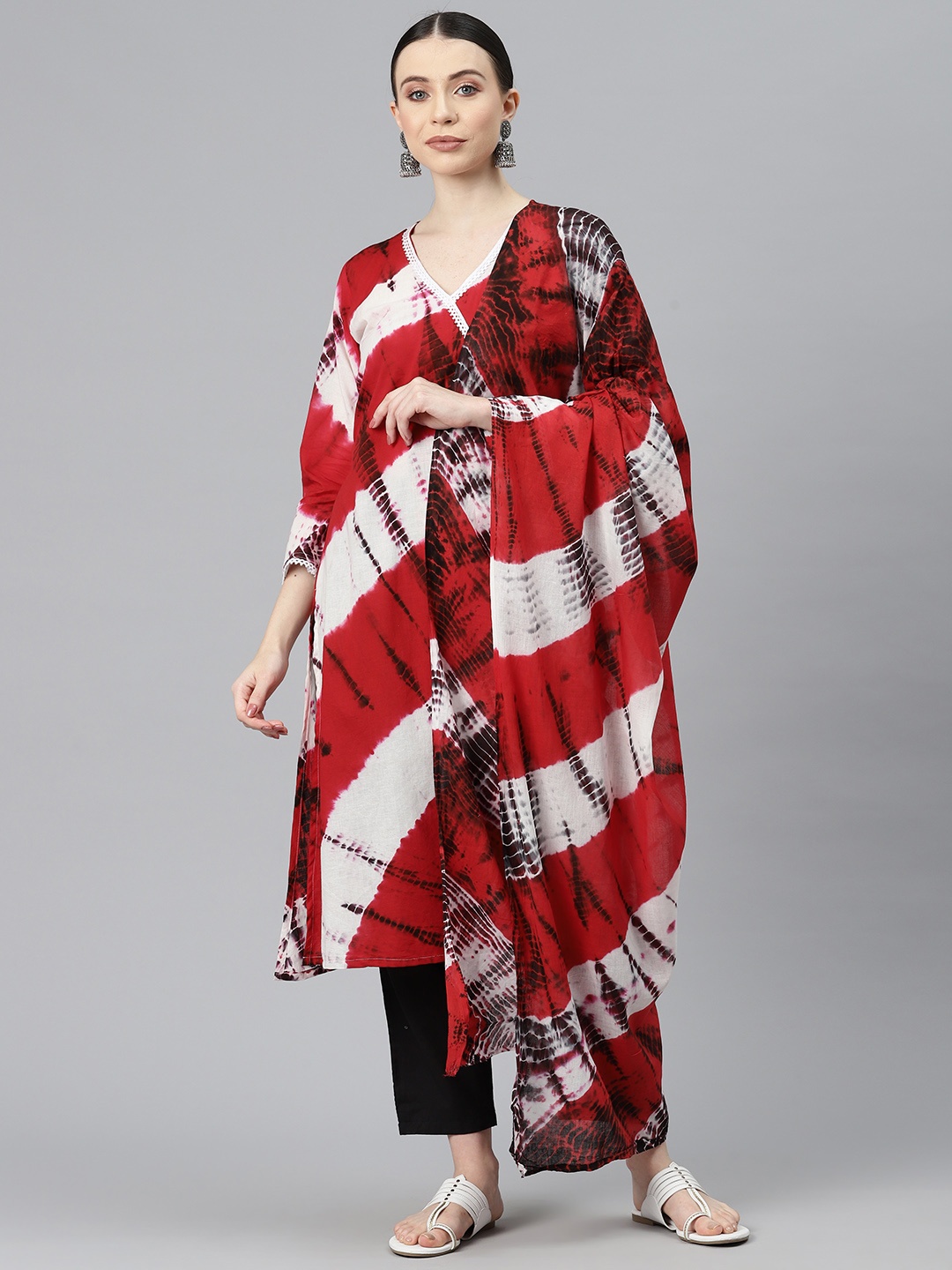 BUTA BUTI Dyed Pure Cotton Unstitched Dress Material, Red