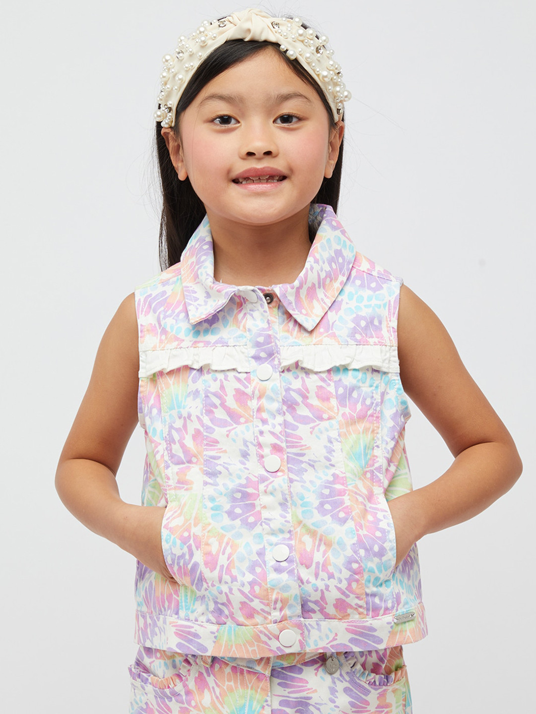 One Friday Girls Printed Ruffled Pure Cotton Shirt Style Top, Blue
One Friday Girls Printed Ruffled Pure Cotton Shirt Style Top, Blue