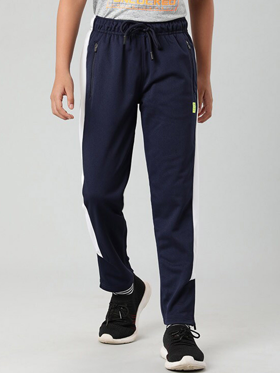 Indian Terrain Boys Striped Mid-Rise Cotton Track Pants, Blue
Indian Terrain Boys Striped Mid-Rise Cotton Track Pants, Blue