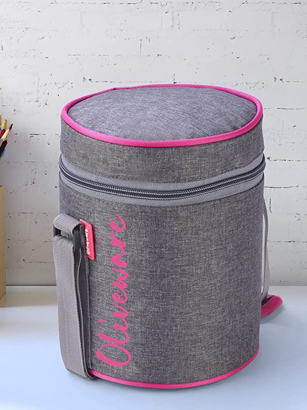 SOPL-OLIVEWARE Pink & Transparent 3 Pieces Freezer Safe Lunch Boxes With Bag 400ml Each
SOPL-OLIVEWARE Pink & Transparent 3 Pieces Freezer Safe Lunch Boxes With Bag 400ml Each