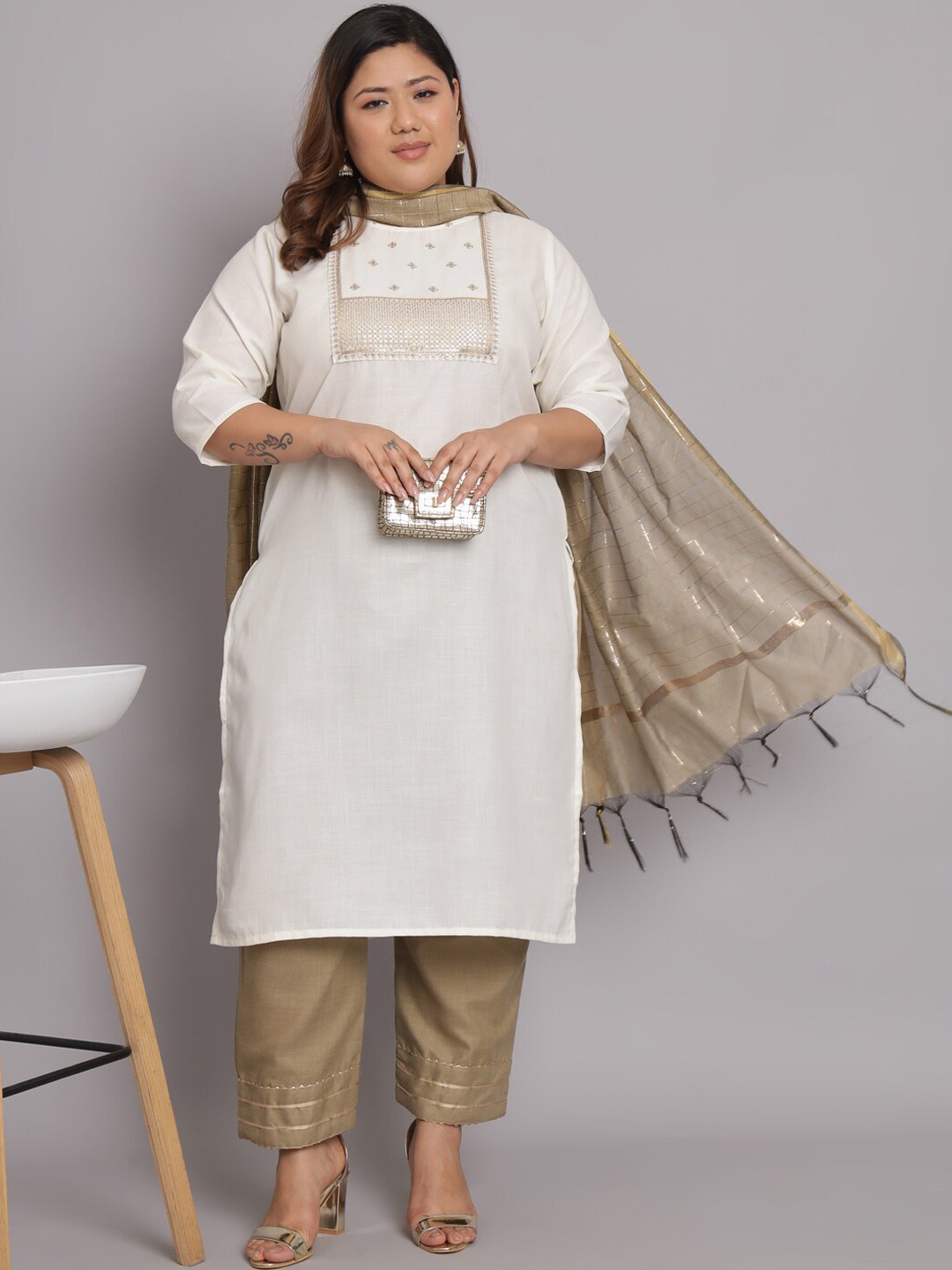 KALINI Plus Size Floral Yoke Design Thread Work Pure Cotton Kurta With Trousers & Dupatta, White
KALINI Plus Size Floral Yoke Design Thread Work Pure Cotton Kurta With Trousers & Dupatta, White