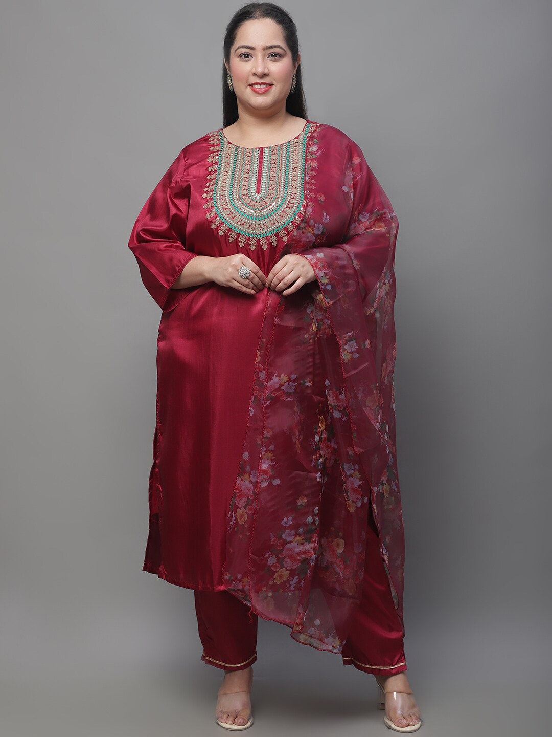 KALINI Plus Size Ethnic Motifs Yoke design Zari Sequined Kurta with Trousers & Dupatta, Red
KALINI Plus Size Ethnic Motifs Yoke design Zari Sequined Kurta with Trousers & Dupatta, Red