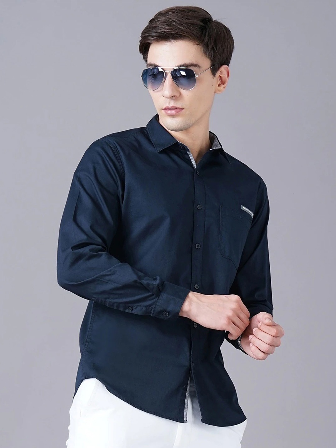 British Club Spread Collar Long Sleeves Smart Slim Fit Twill Casual Shirt, Navy blue
British Club Spread Collar Long Sleeves Smart Slim Fit Twill Casual Shirt, Navy blue