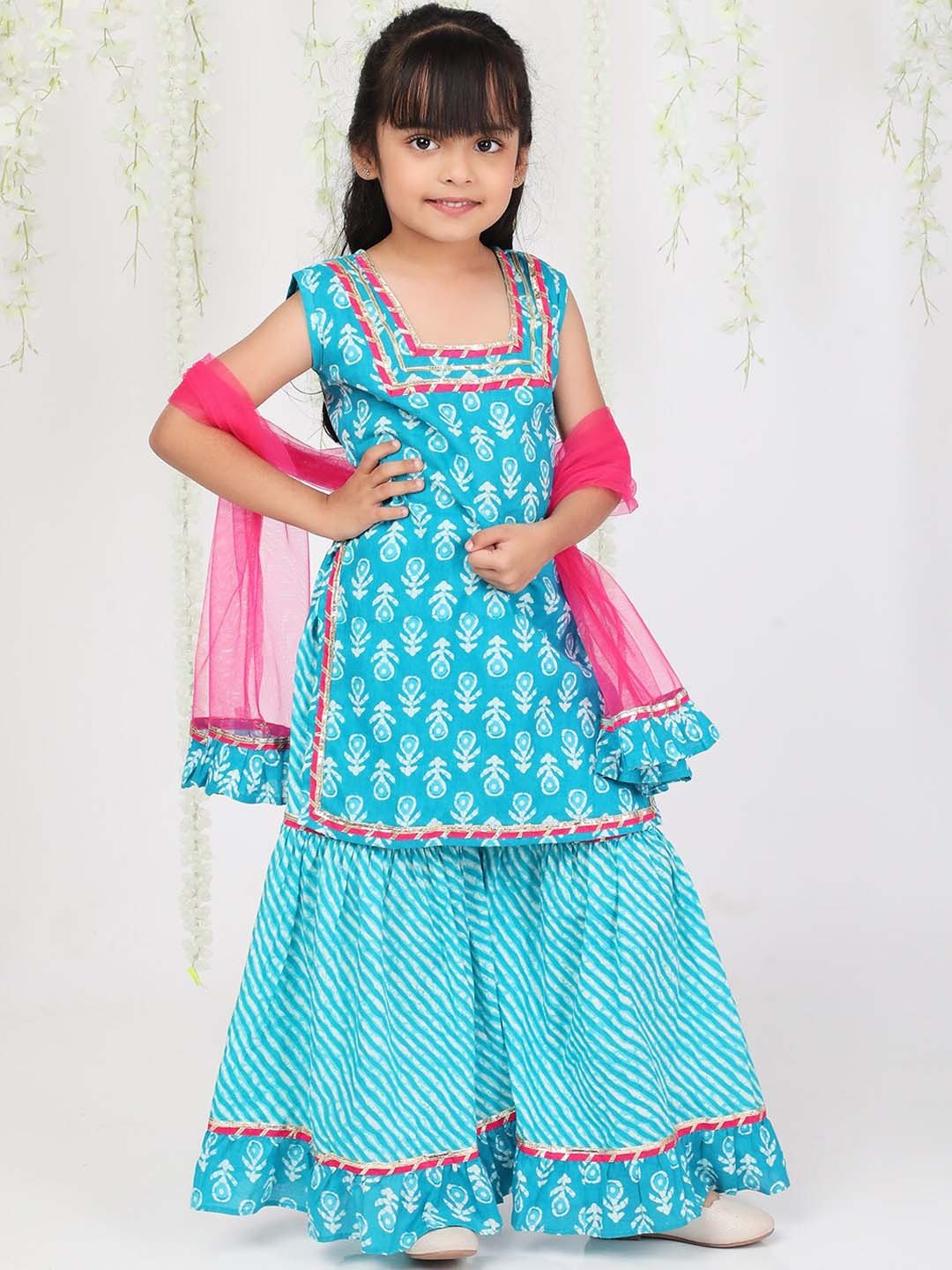KID1 Girls Ethnic Motifs Printed Gotta Patti Pure Cotton Kurta With Sharara & Dupatta, Blue
KID1 Girls Ethnic Motifs Printed Gotta Patti Pure Cotton Kurta With Sharara & Dupatta, Blue