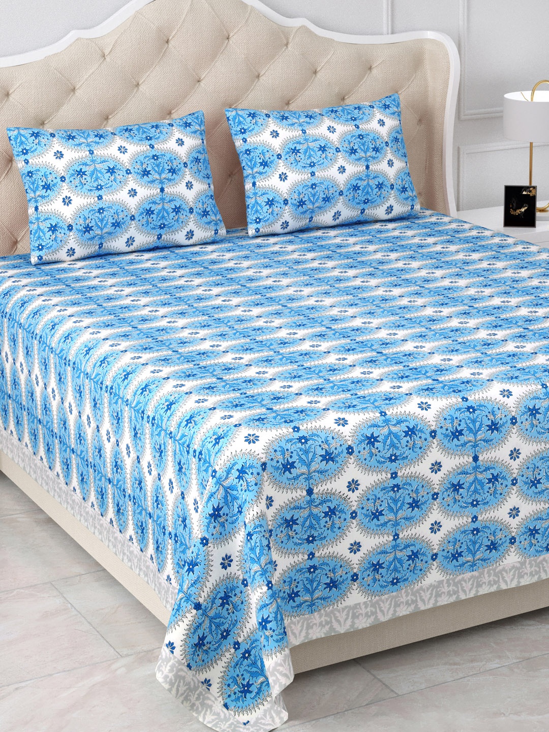 Aapno Rajasthan Jaipur Blue Ethnic Motifs 120 TC Cotton King Bedsheet & 2 Pillow Covers
Aapno Rajasthan Jaipur Blue Ethnic Motifs 120 TC Cotton King Bedsheet & 2 Pillow Covers