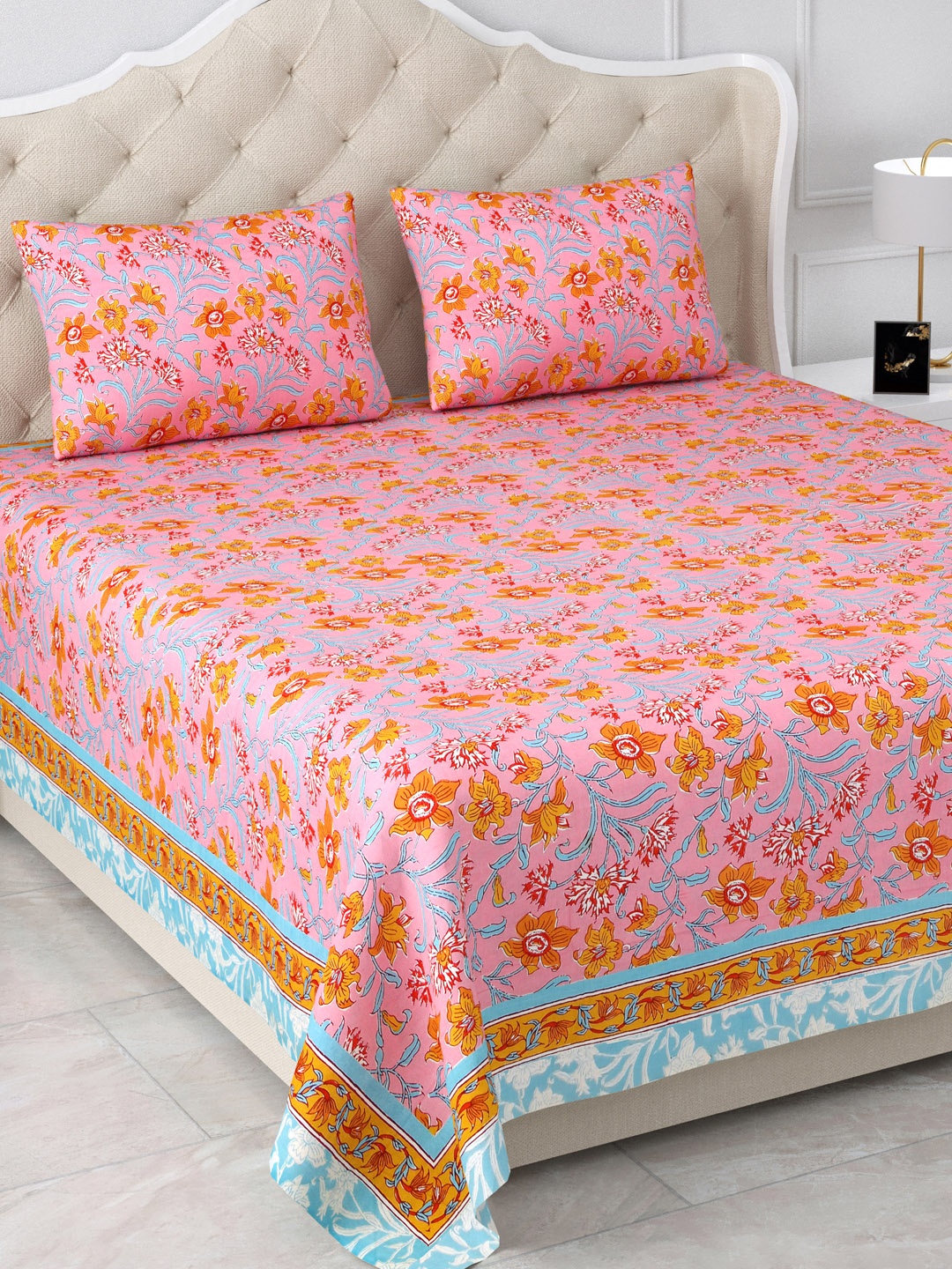 Aapno Rajasthan Jaipuri Pink & Orange Floral 120 TC Cotton King Bedsheet & 2 Pillow Covers
Aapno Rajasthan Jaipuri Pink & Orange Floral 120 TC Cotton King Bedsheet & 2 Pillow Covers