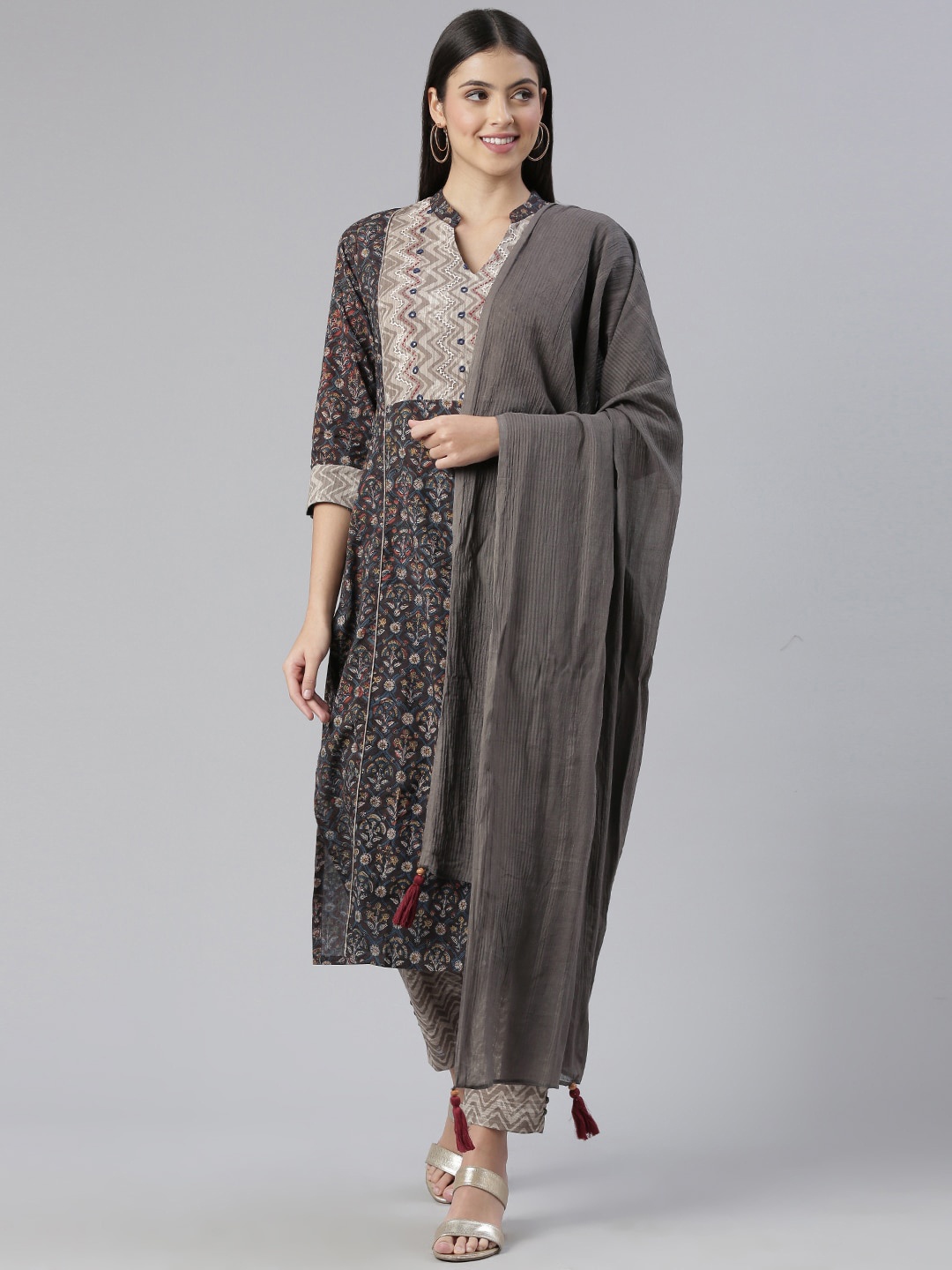 Saanjh Grey Ethnic Motifs Printed Panelled Pure Cotton Kurta With Trousers & With Dupatta
Saanjh Grey Ethnic Motifs Printed Panelled Pure Cotton Kurta With Trousers & With Dupatta