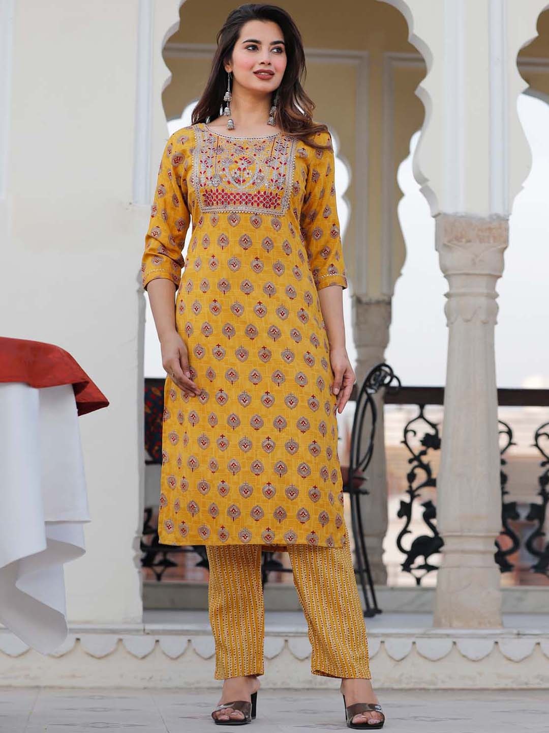Meena Bazaar Women Mustard Yellow Ethnic Motifs Printed Regular Gotta Patti Kurta with Trousers
Meena Bazaar Women Mustard Yellow Ethnic Motifs Printed Regular Gotta Patti Kurta with Trousers
