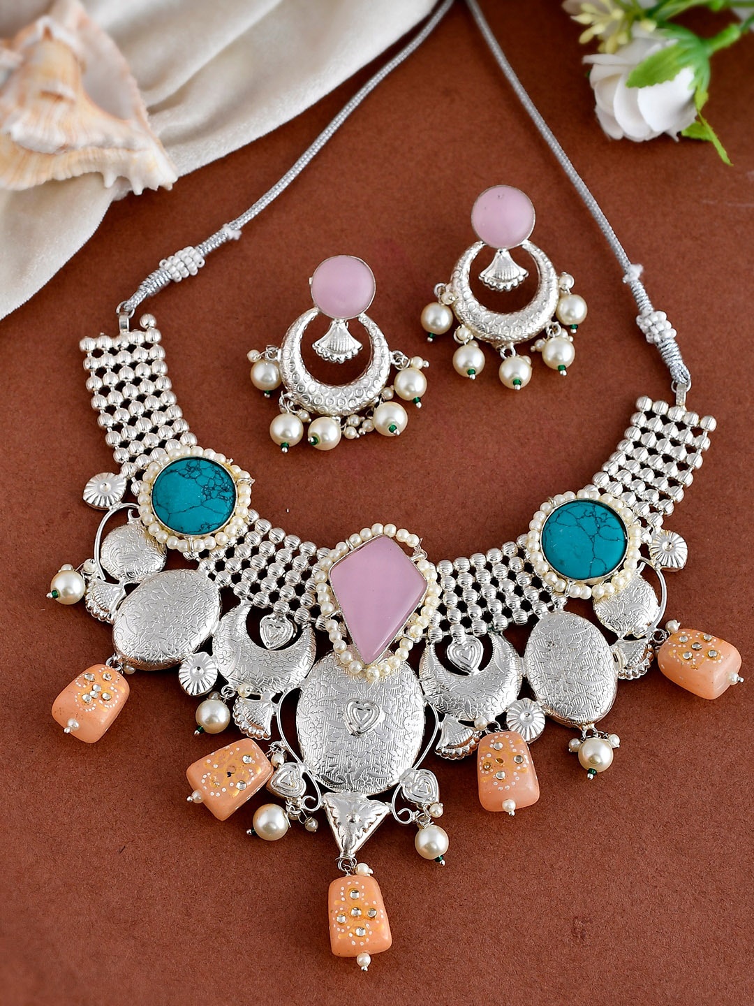 Silvermerc Designs Silver-Plated Turquoise Stone-Studded & Beaded Necklace & Earrings
Silvermerc Designs Silver-Plated Turquoise Stone-Studded & Beaded Necklace & Earrings