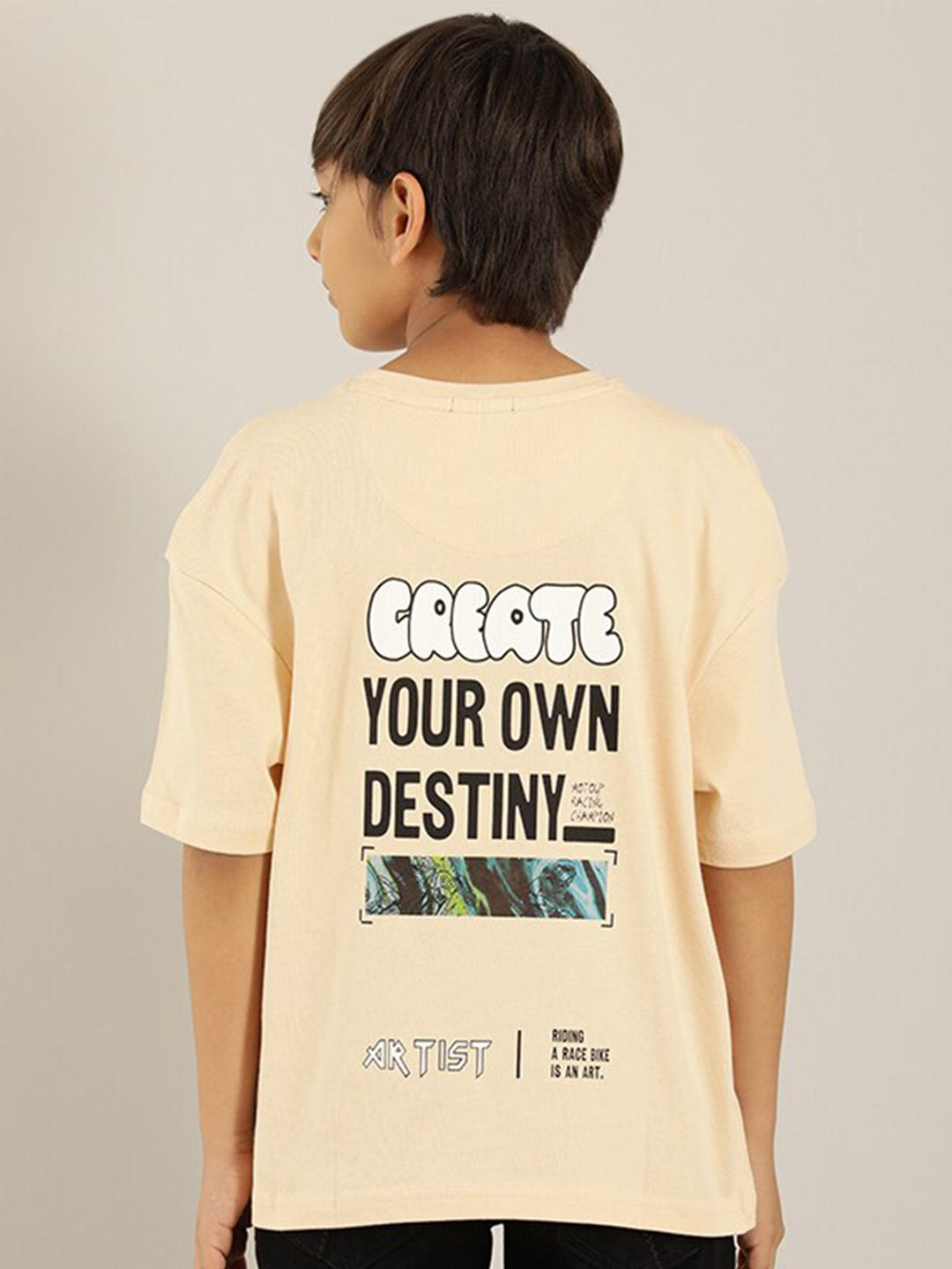 Indian Terrain Boys Typography Printed Drop shoulder Sleeves Pure Cotton T-shirt, Yellow
Indian Terrain Boys Typography Printed Drop shoulder Sleeves Pure Cotton T-shirt, Yellow