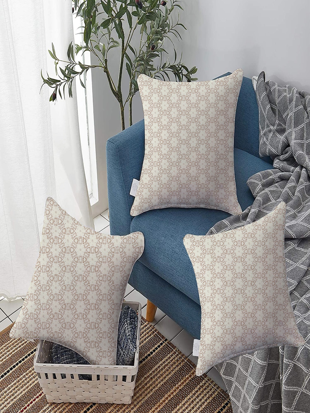 THE WHITE MOSS Olive Luxurious Off White 3 Pcs Geometric Cotton Square Cushion Covers, Grey
THE WHITE MOSS Olive Luxurious Off White 3 Pcs Geometric Cotton Square Cushion Covers, Grey