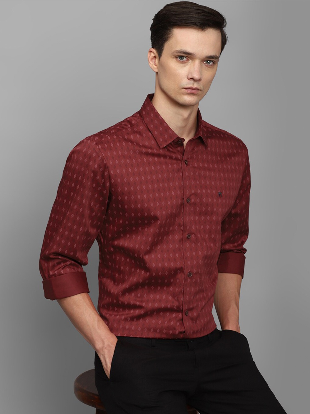 Louis Philippe Sport Slim Fit Conversational Printed Pure Cotton Casual Shirt, Maroon
Louis Philippe Sport Slim Fit Conversational Printed Pure Cotton Casual Shirt, Maroon