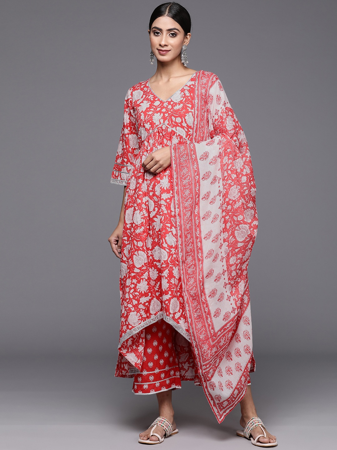 Libas Floral Printed Empire Gotta Patti Pure Cotton Kurta with Palazzos & Dupatta, Coral
Libas Floral Printed Empire Gotta Patti Pure Cotton Kurta with Palazzos & Dupatta, Coral