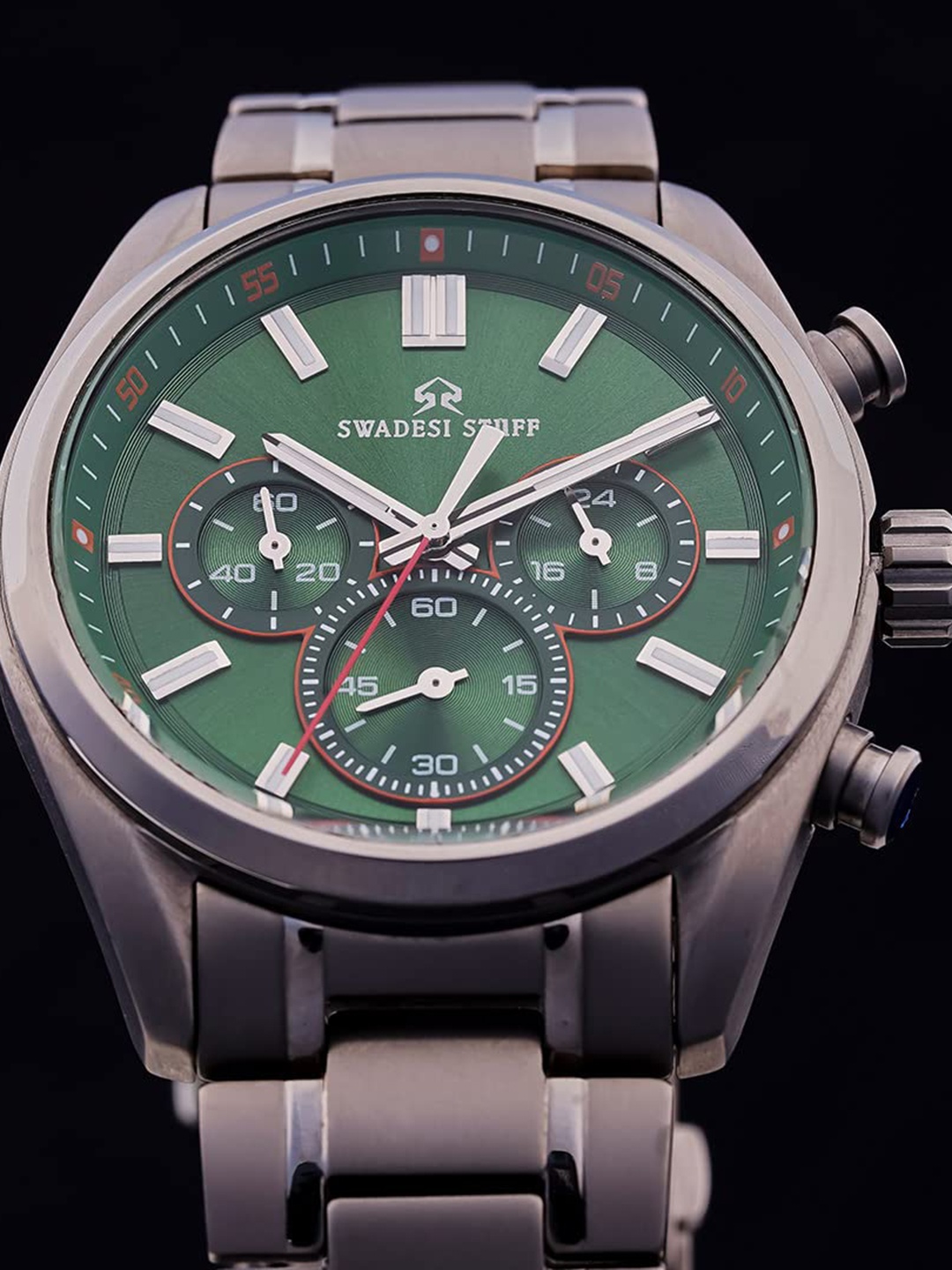 SWADESI STUFF Men Stainless Steel Bracelet Style Straps Analogue Watch TTGRN-GREEN, Silver
SWADESI STUFF Men Stainless Steel Bracelet Style Straps Analogue Watch TTGRN-GREEN, Silver