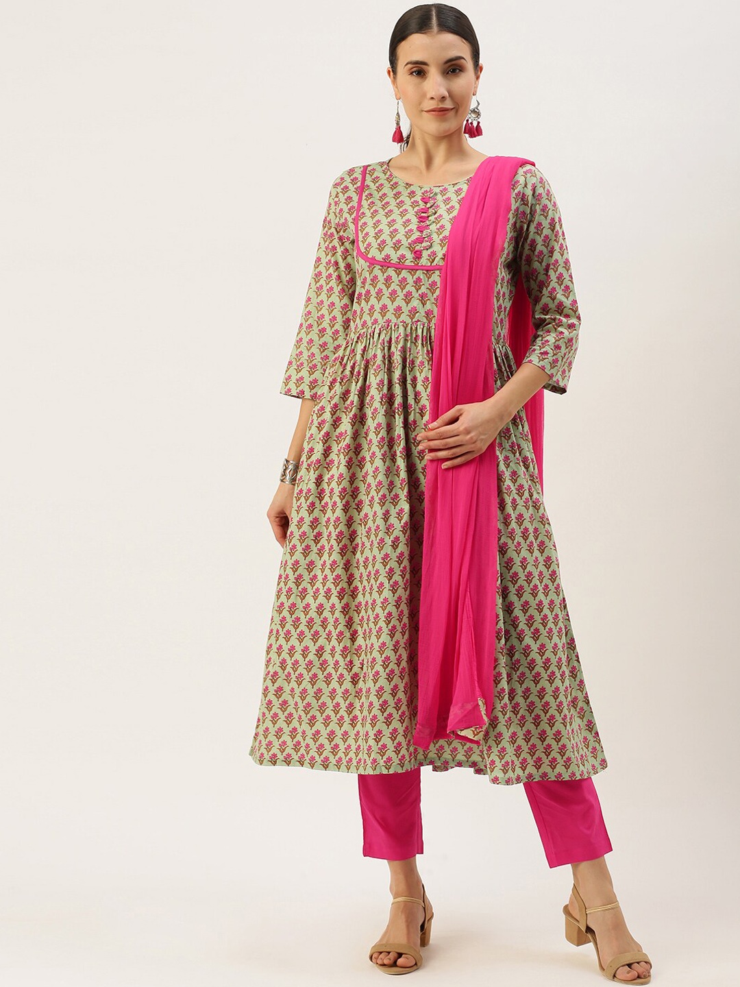 KALINI Ethnic Motifs Printed Empire Pure Cotton Kurta With Trousers & Dupatta, Green
KALINI Ethnic Motifs Printed Empire Pure Cotton Kurta With Trousers & Dupatta, Green