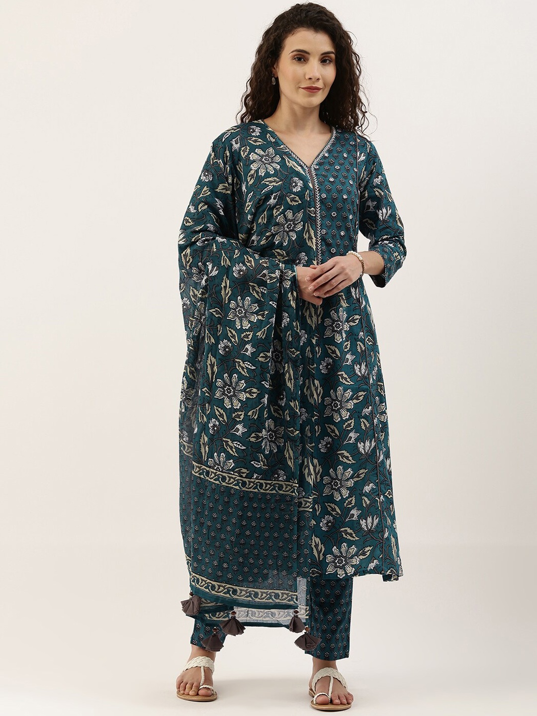 KALINI Ethnic Motifs Printed Regular Pure Cotton Kurta With Trousers & With Dupatta, Green
KALINI Ethnic Motifs Printed Regular Pure Cotton Kurta With Trousers & With Dupatta, Green