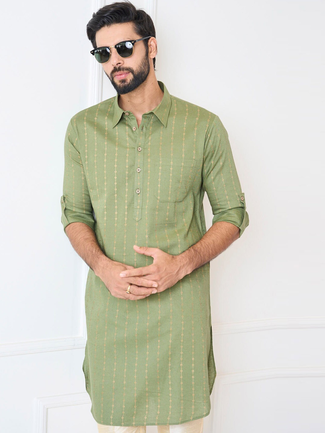 See Designs Ethnic Motifs Printed Regular Pure Cotton Pathani Kurta with Pyjamas, Olive
See Designs Ethnic Motifs Printed Regular Pure Cotton Pathani Kurta with Pyjamas, Olive
