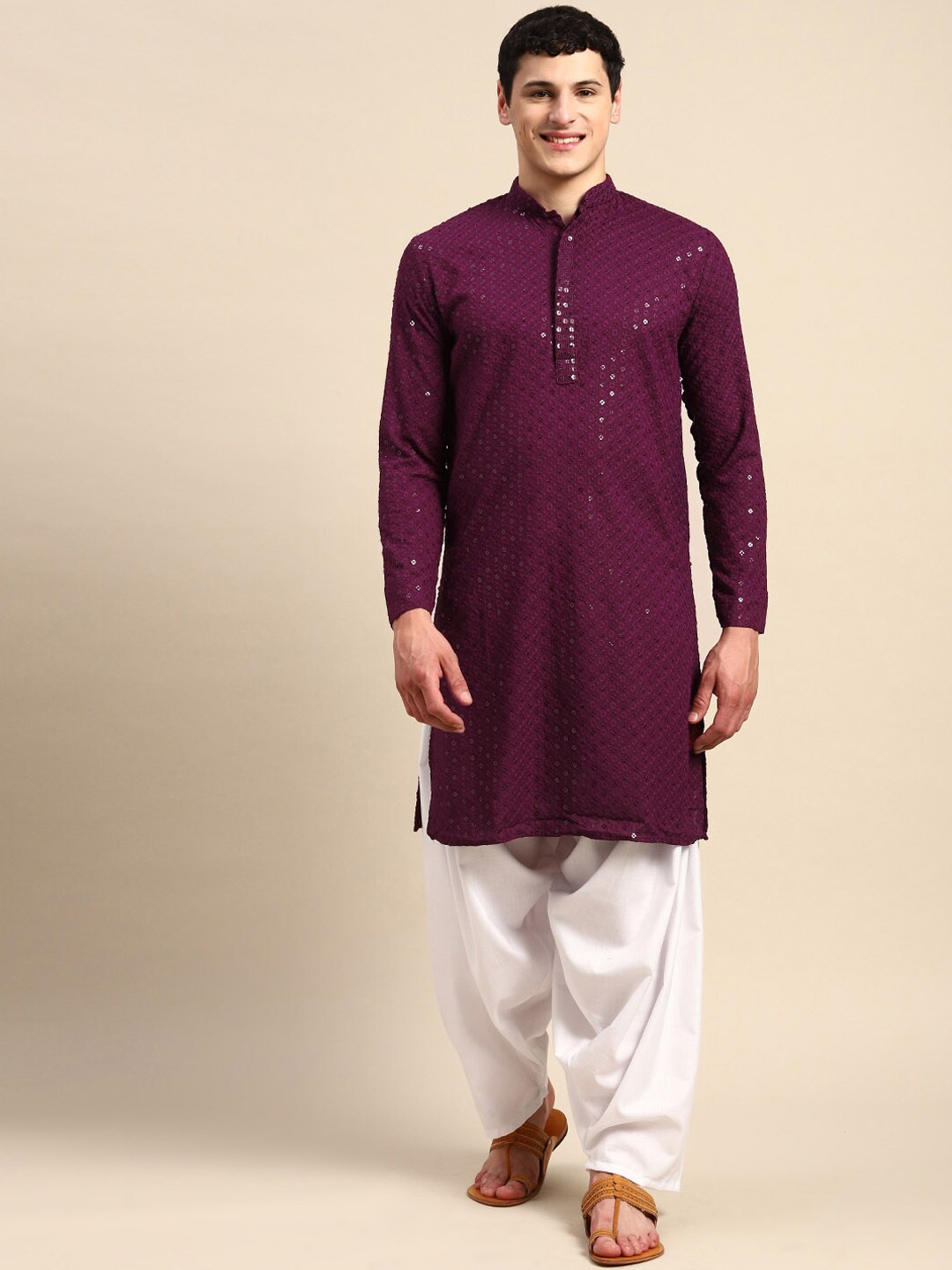 Molly & Michel Ethnic Motifs Embroidered Regular Thread Work Kurta With Salwar, Burgundy
Molly & Michel Ethnic Motifs Embroidered Regular Thread Work Kurta With Salwar, Burgundy