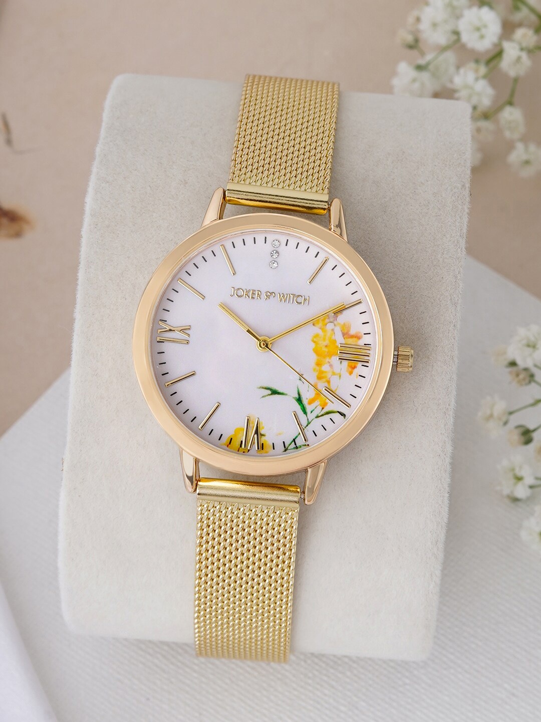 JOKER & WITCH Women Printed Dial & Stainless Steel Straps Analogue Watch AMWW750, Gold
JOKER & WITCH Women Printed Dial & Stainless Steel Straps Analogue Watch AMWW750, Gold