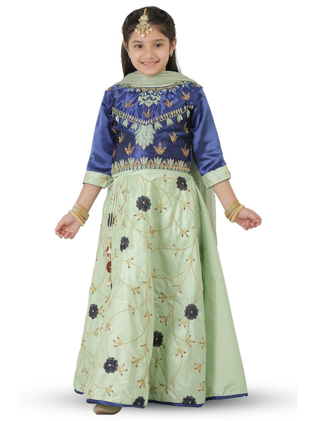 SmartRAHO Girls Embroidered Thread Work Ready to Wear Lehenga & Blouse With Dupatta, Green
SmartRAHO Girls Embroidered Thread Work Ready to Wear Lehenga & Blouse With Dupatta, Green
