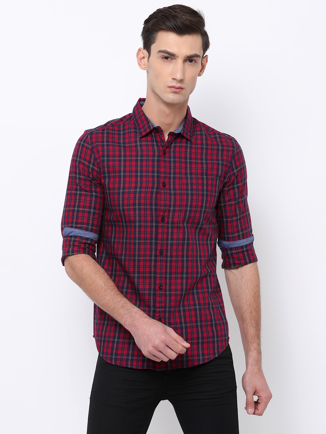 Black coffee Men Navy Blue & Red Slim Fit Checked Casual Shirt 
Black coffee Men Navy Blue & Red Slim Fit Checked Casual Shirt