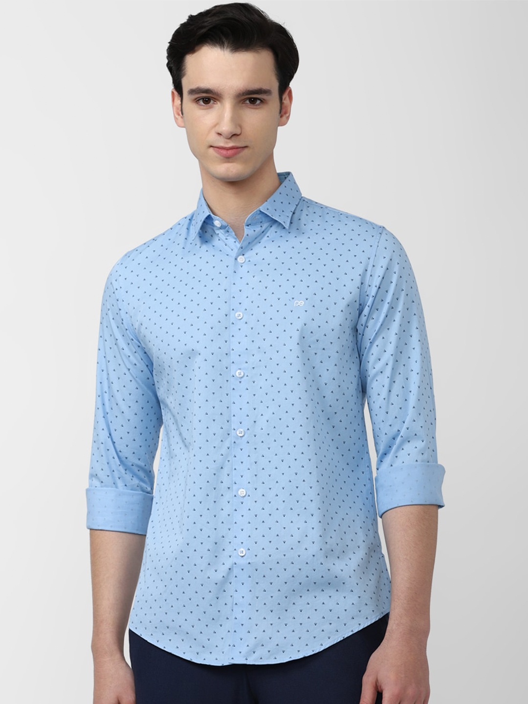 Peter England Casuals Men Slim Fit Opaque Printed Pure Cotton Casual Shirt, Blue
Peter England Casuals Men Slim Fit Opaque Printed Pure Cotton Casual Shirt, Blue