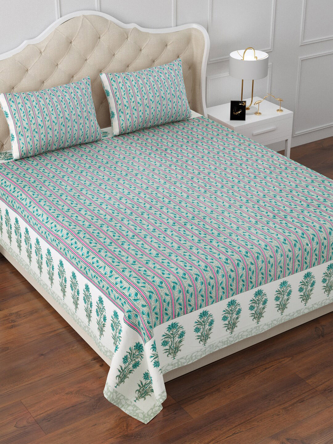 Aapno Rajasthan Grey & Pink Floral Printed 120 TC Cotton King Bedsheet & 2 Pillow Covers 
Aapno Rajasthan Grey & Pink Floral Printed 120 TC Cotton King Bedsheet & 2 Pillow Covers