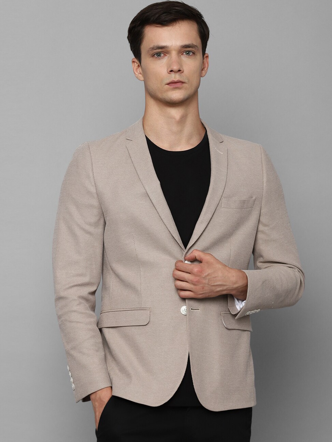 Louis Philippe Sport Textured Single-Breasted Pure Cotton Slim Fit Blazers, Beige
Louis Philippe Sport Textured Single-Breasted Pure Cotton Slim Fit Blazers, Beige