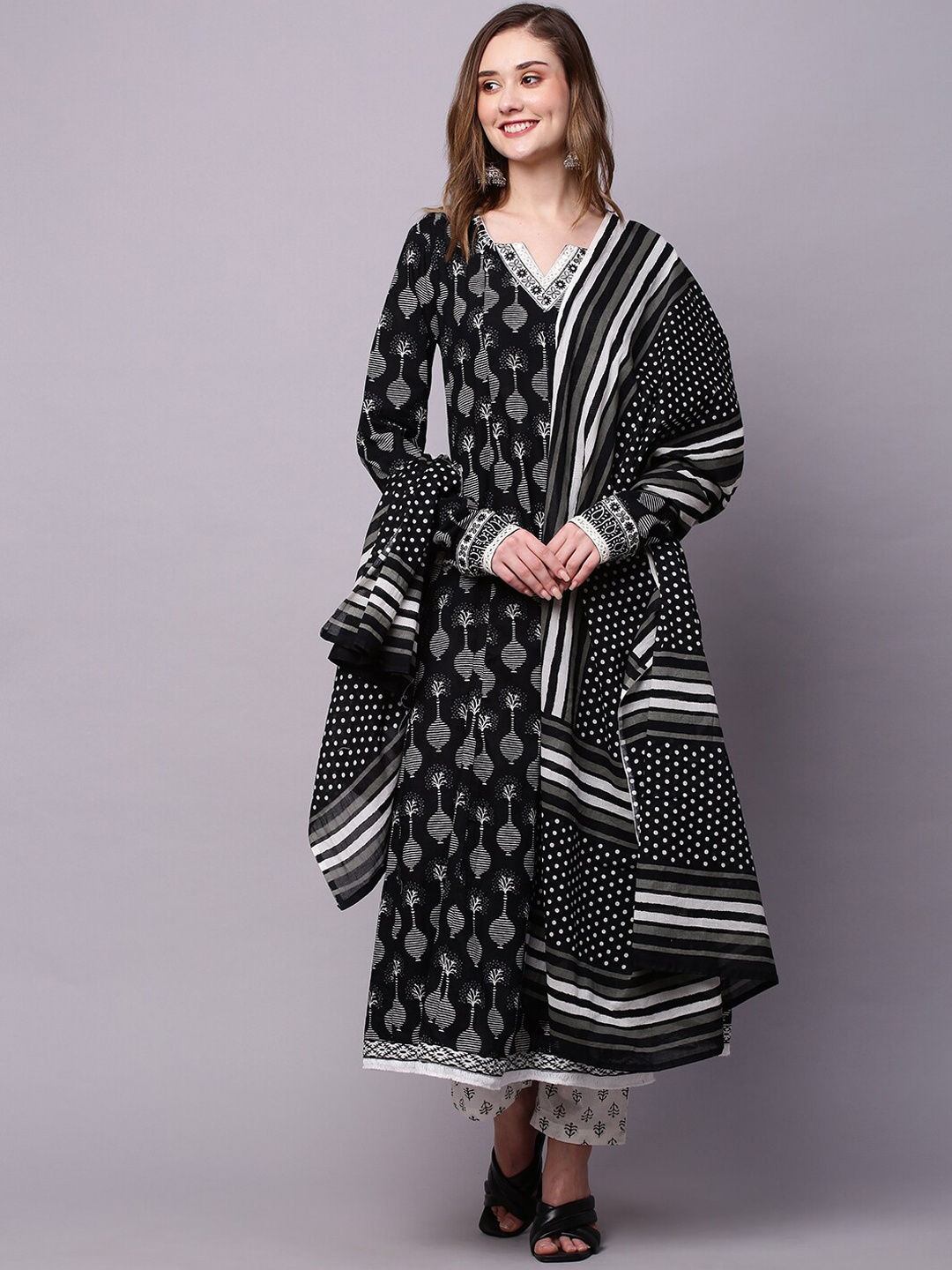 INDYES Ethnic Motifs Printed Empire Mirror Work Pure Cotton Kurta With Trousers & Dupatta, Black
INDYES Ethnic Motifs Printed Empire Mirror Work Pure Cotton Kurta With Trousers & Dupatta, Black