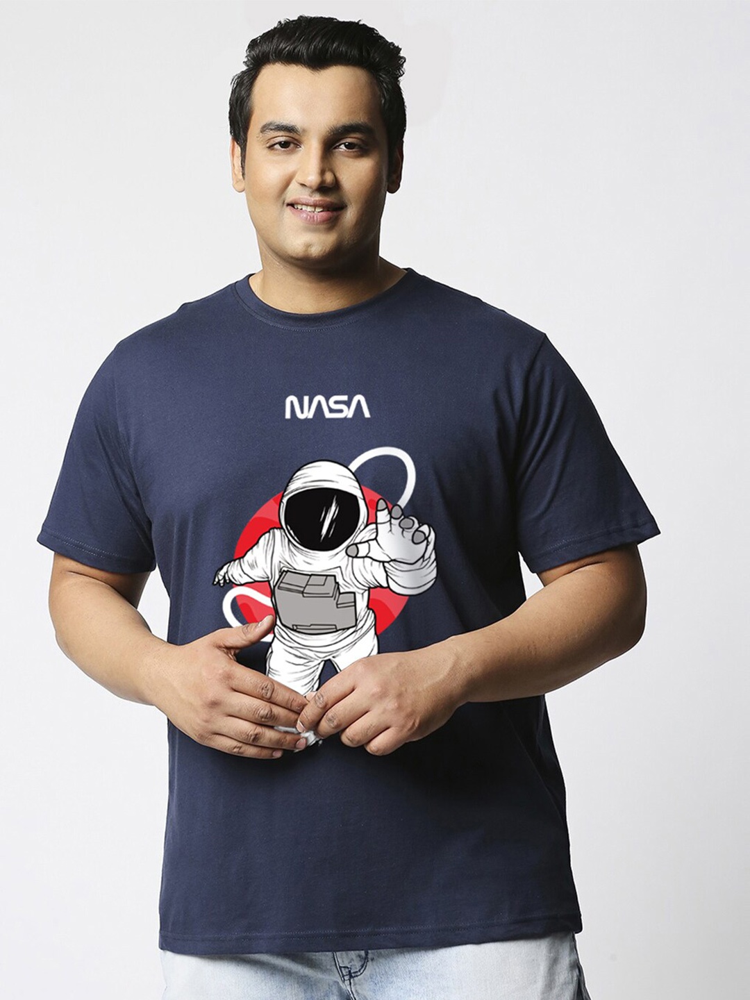 Bewakoof x OFFICIAL NASA MERCHANDISE Men NASA Astronaut Printed Plus Size T-shirt, Navy blue
Bewakoof x OFFICIAL NASA MERCHANDISE Men NASA Astronaut Printed Plus Size T-shirt, Navy blue
