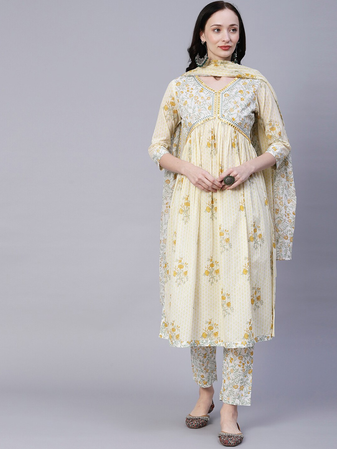 FASHOR Yellow Ethnic Motifs Printed Pure Cotton Kurta with Trousers & With Dupatta, White
FASHOR Yellow Ethnic Motifs Printed Pure Cotton Kurta with Trousers & With Dupatta, White