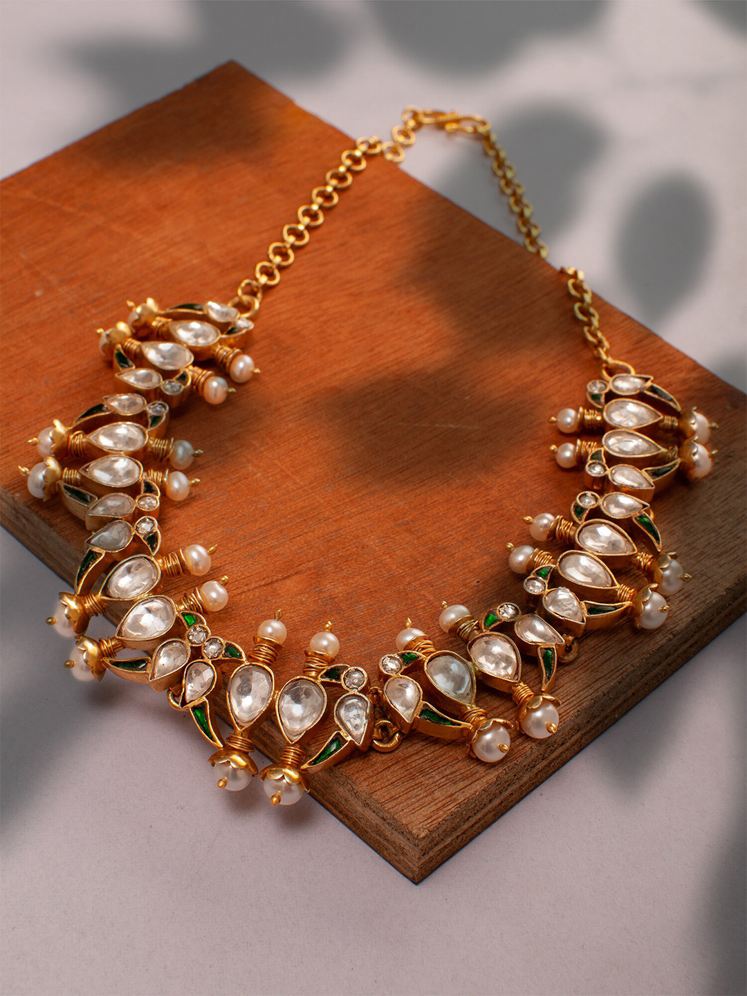 Neeta Boochra Gold-Plated Kundan Necklace 
Neeta Boochra Gold-Plated Kundan Necklace